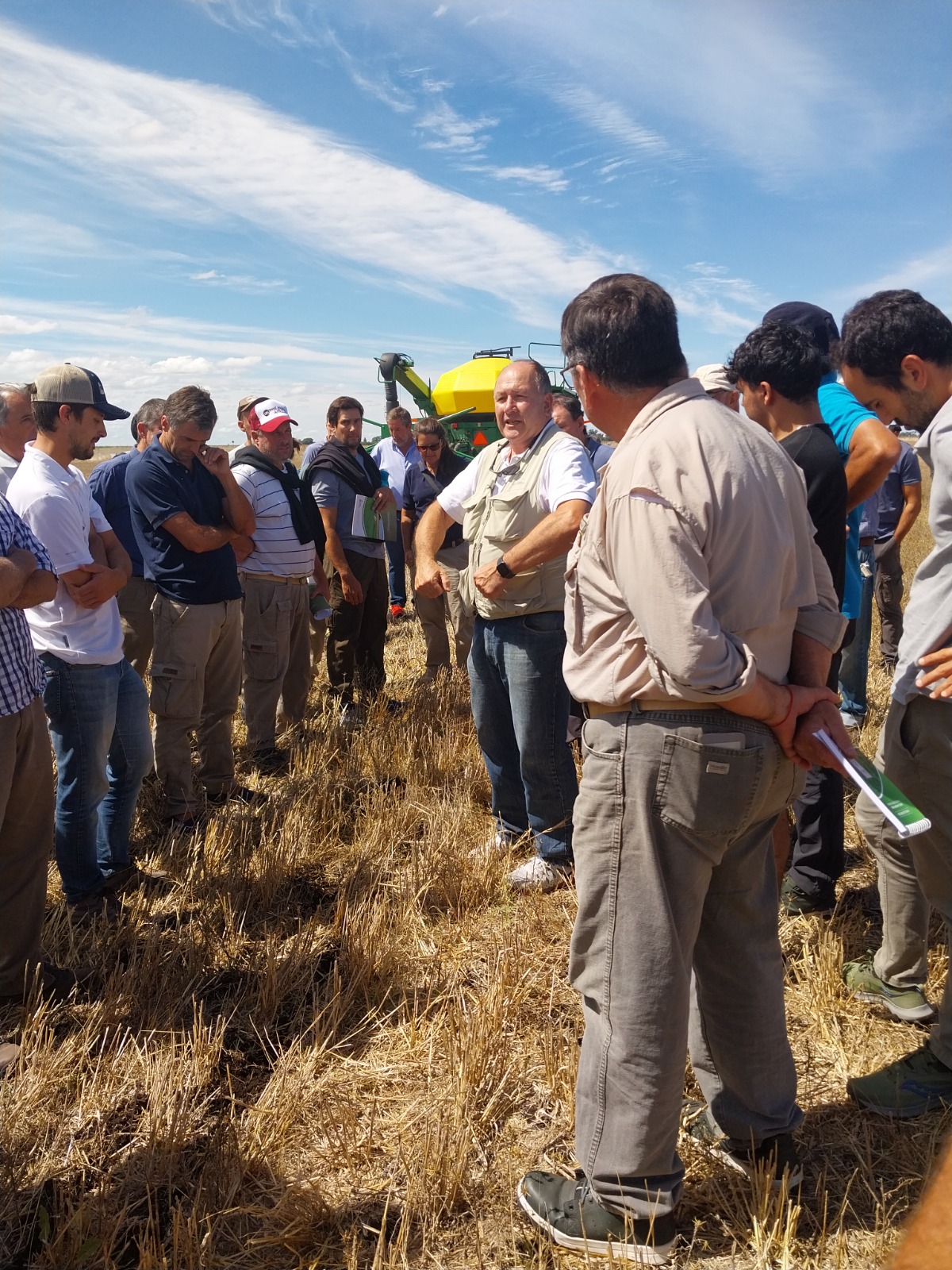 INTA: Exitosa jornada de capacitación para lograr eficiencia en la siembra e implantación de pasturas, un tema clave para la ganadería.