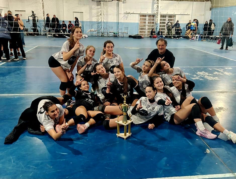 Voleibol: La Juarense Joaquina Illia Campeona de la provincia de la LIPROBO A2 Sub 16.